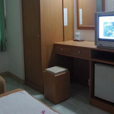 Chongko Guesthouse パトン エクステリア 写真